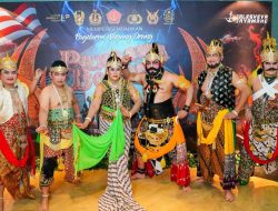 Panglima, Kapolri dan Kepala Staf Main Wayang Orang: Lestarikan Budaya hingga Perkokoh Sinergitas TNI-Polri