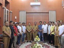 Sebagai upaya menekan harga cabe, Pj.Bupati Takalar mengadakan pertemuan bersama Pengepul/petani cabe Se-Kab.Takalar