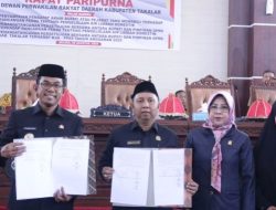 Pj. Bupati Dan Ketua DPRD Takalar Tandatangani Persetujuan Bersama RanPerda 2025