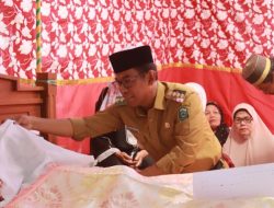 Pj. Bupati didampingi Sekda Takalar Melayat ke Rumah Duka H. Mallarangan Abdullah Karaeng Gassing