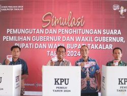 Hadiri Simulasi Pemungutan dan Perhitungan Suara Pilkada Takalar, Pj. Bupati Harap Pemilu Takalar berjalan Lancar, Efektif, Efisien dan Demokratis,”