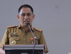 Penyerahan Daftar DHKP dan SPPT PBB-P2 Di Baruga I Mannidori