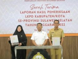 Pj Bupati Didampingi Sekda Takalar Hadiri Acara Serah Terima Laporan hasil Pemeriksaan Atas LKPD 2022