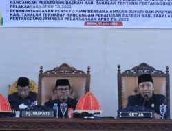 Pj. Bupati Takalar Hadiri Rapat Paripurna DPRD Tentang Penyampaian Pendapat Akhir Fraksi.