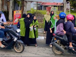 Fatayat NU Takalar Berbagi Takjil