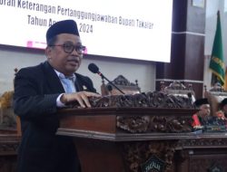 Bupati Takalar Daeng Manye Serahkan Dokumen Laporan Keterangan Pertanggungjawaban Bupati Takalar Tahun 2024