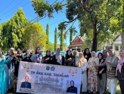 TP PKK Kabupaten Takalar Laksanakan Kegiatan Berkurban